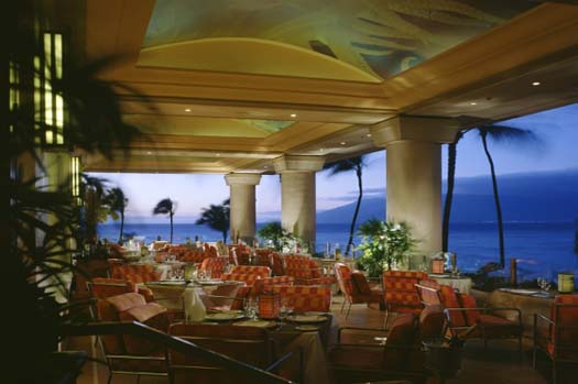 spgo outside dining